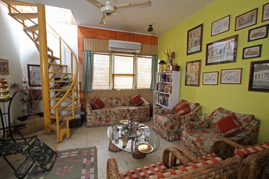 Nina Kochhar'S Homestay Nuova Delhi Esterno foto